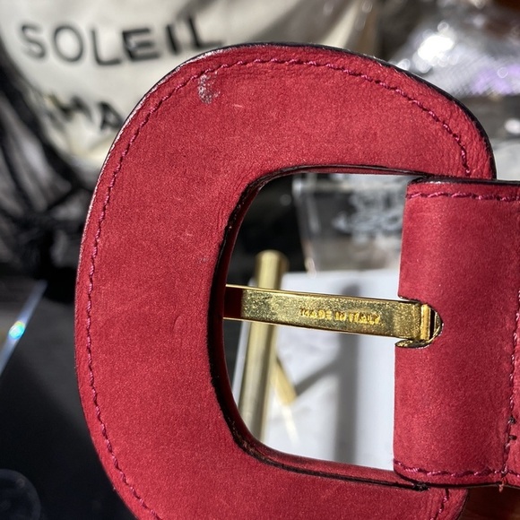 Authentic Ferragamo Belt - Picture 5 of 8
